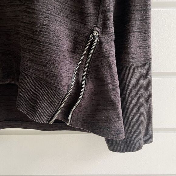 Women's Charcoal Gray Sweater - Picture 5 of 8